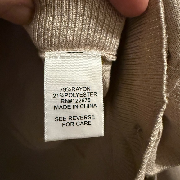 Lety & Me women’s large sweater - Picture 4 of 6